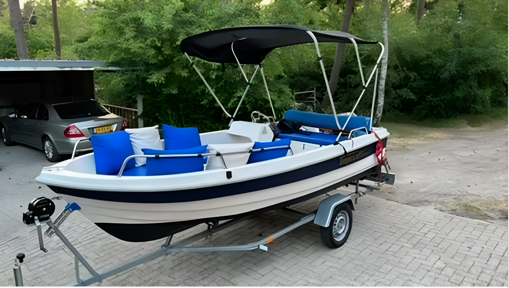 Topcraft Futura 4,3m – Handige Polyvalente Motorboot - Foto 2