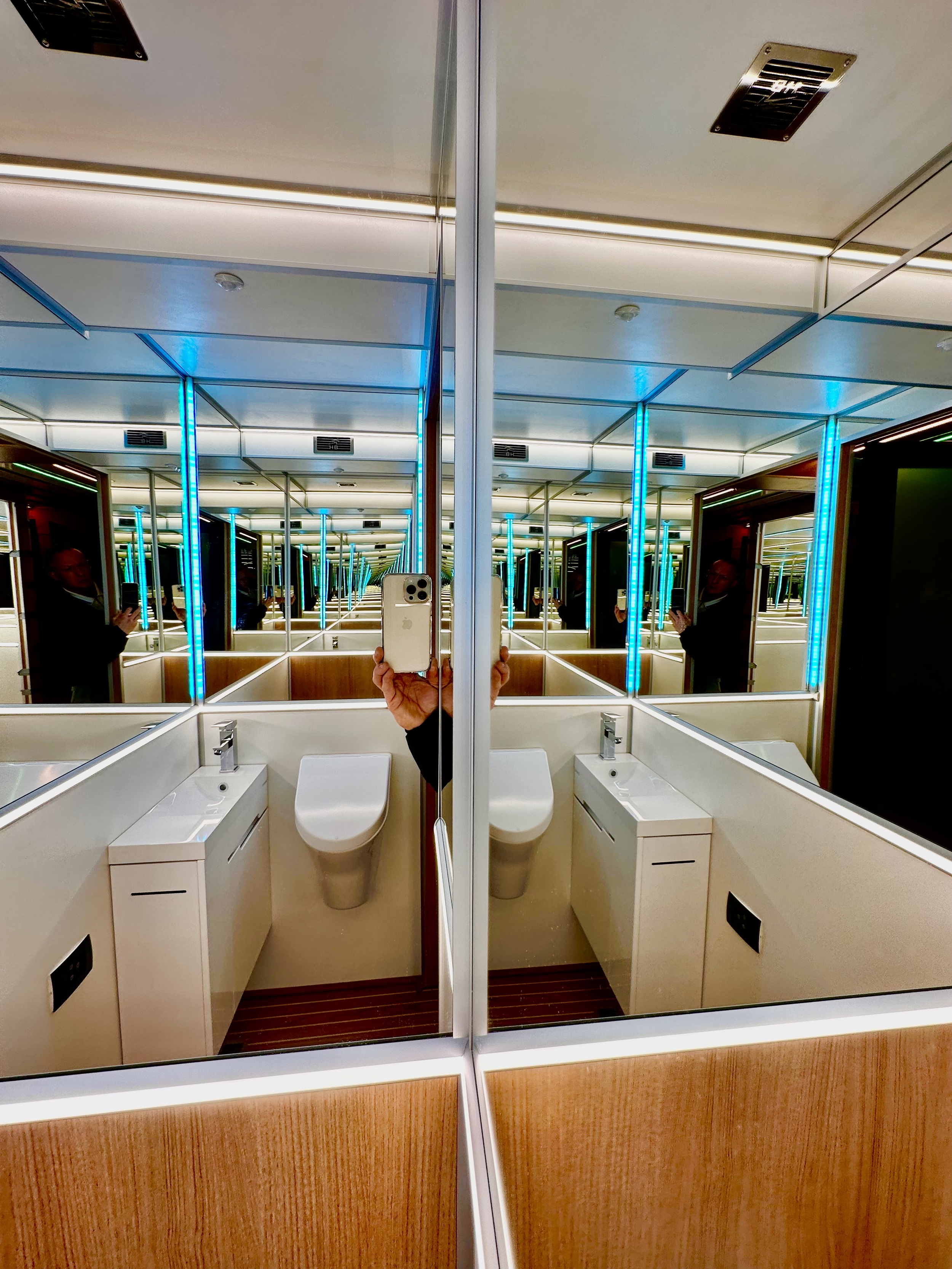 Holiday Boat Sundeck 57 Passenger Catamaran - Foto 6