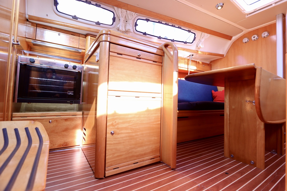 Bavaria 31 (2008) – compleet en klaar voor zee - Foto 9