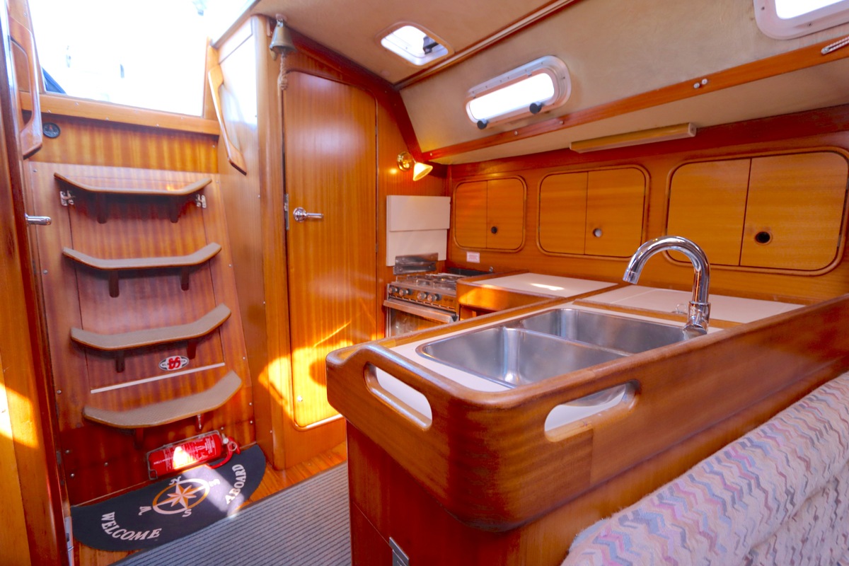 Bavaria 38 1987 – Comfortabel cruisen met vleugelkiel - Foto 11