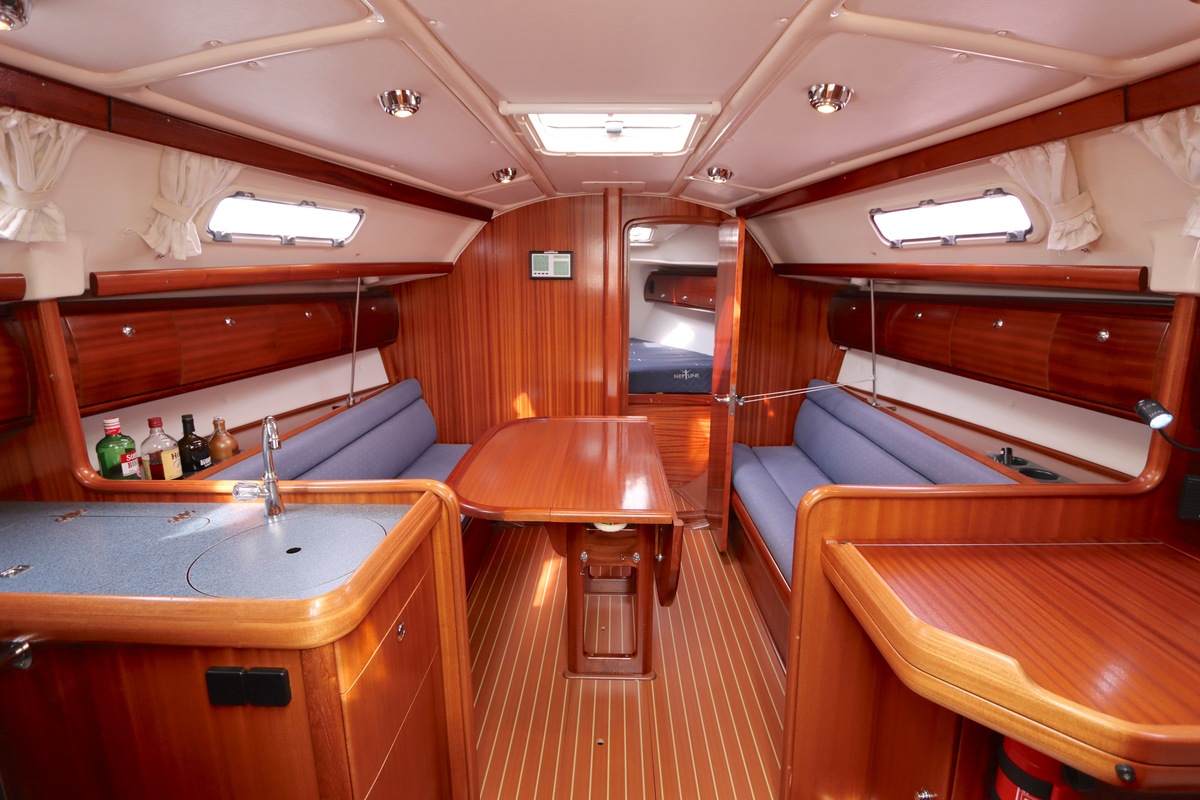 Bavaria 32 2003 – Praktisch zeiljacht met vleugelkiel - Foto 2