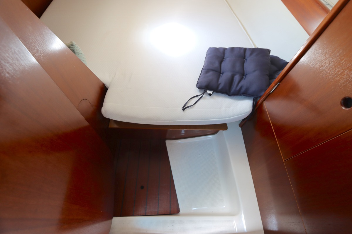 Beneteau Oceanis 300 1992 – Klaar voor gebruik - Foto 24
