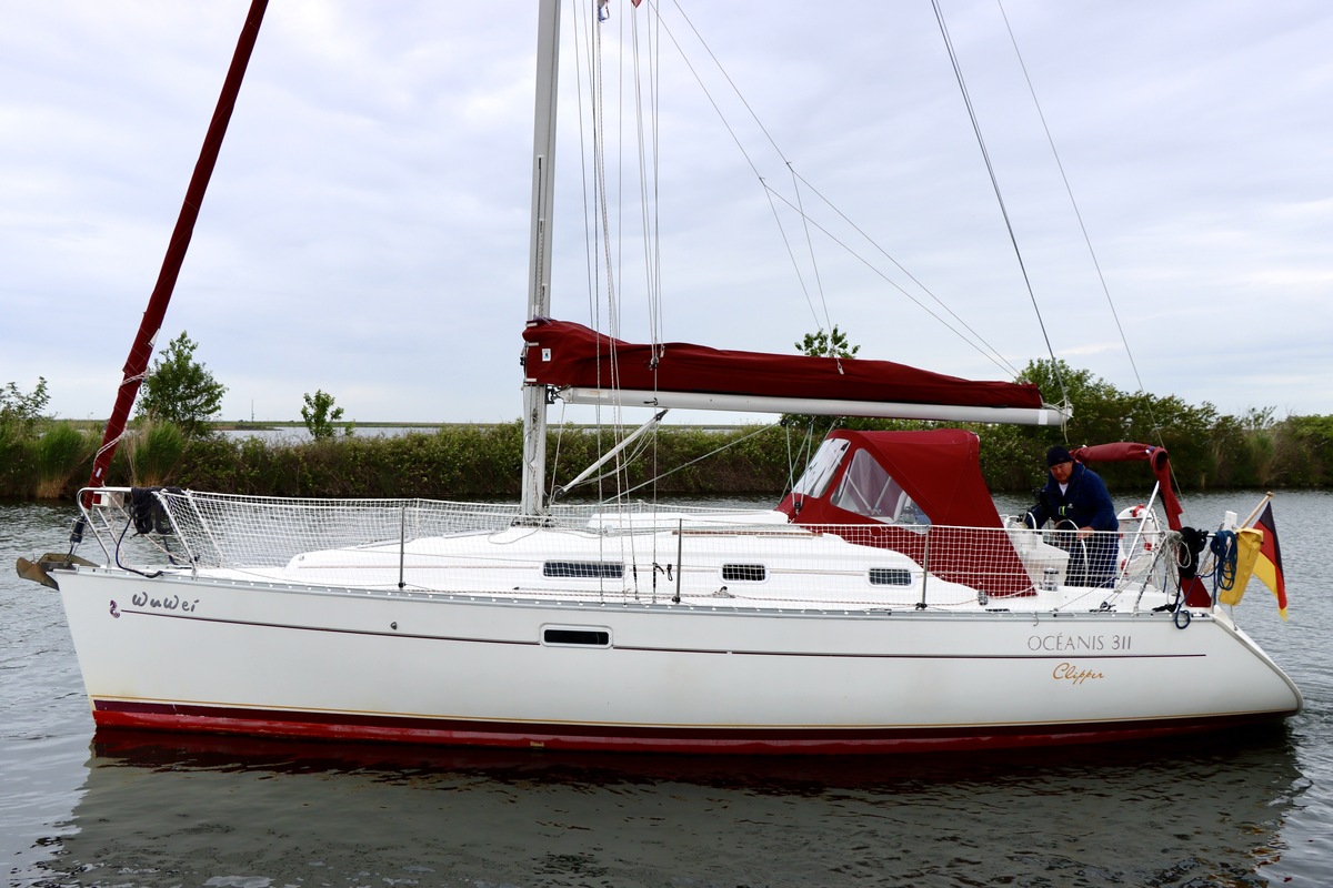 Beneteau Oceanis 311 Clipper 2002 – Zeiljacht met vleugelkiel - Foto 1