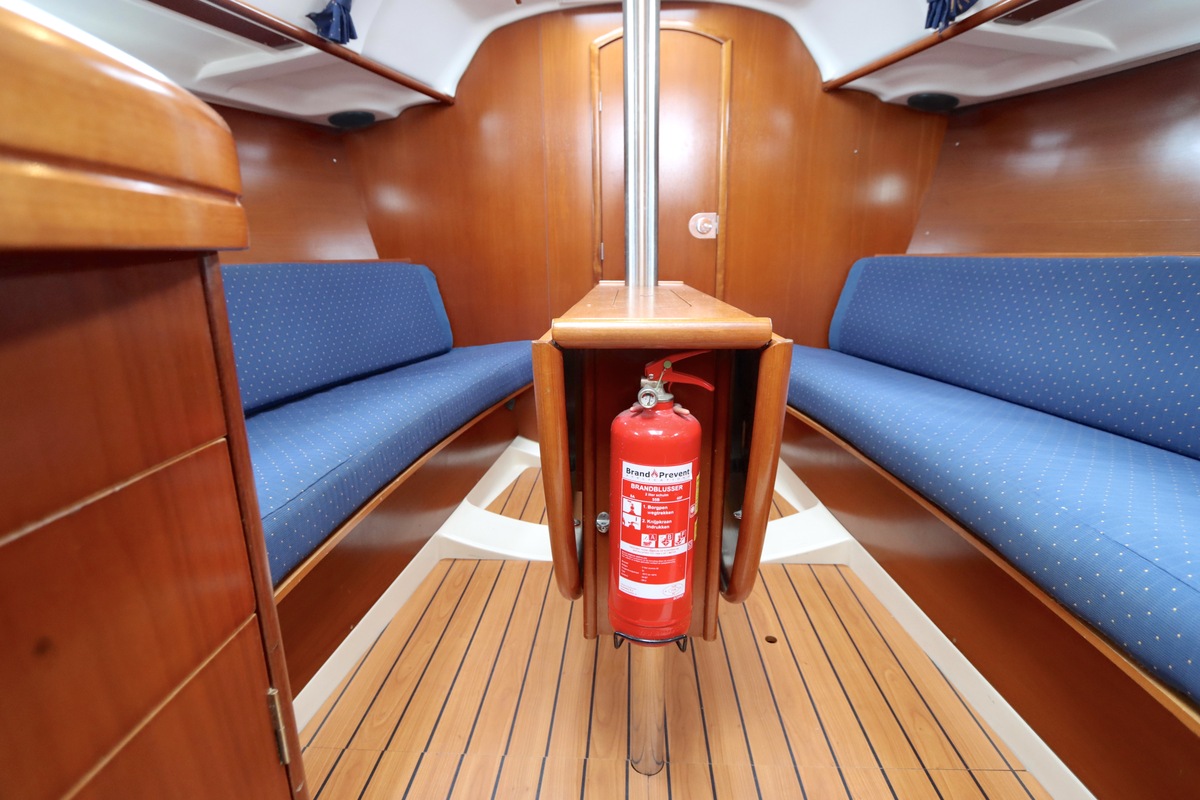 Beneteau Oceanis 311 Clipper 2002 – Zeiljacht met vleugelkiel - Foto 12