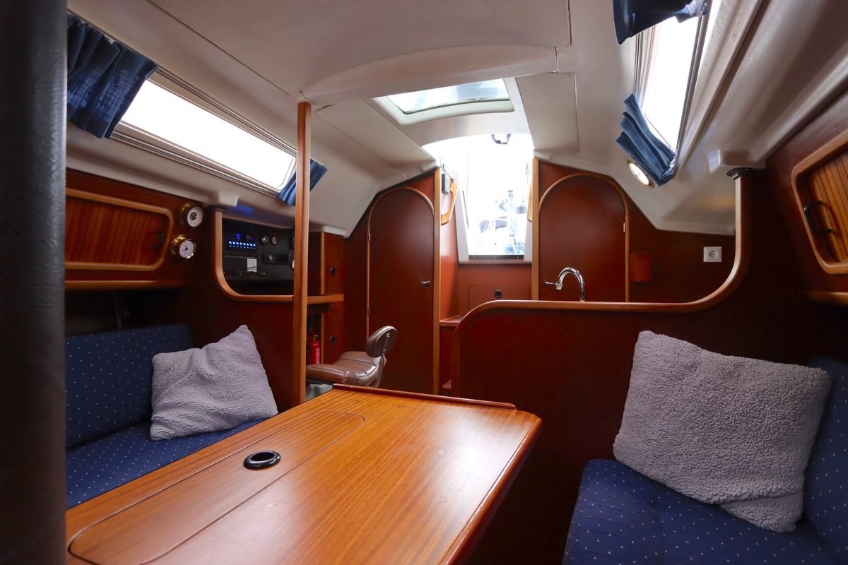 Dehler 34 Optima 106 (1987) – vleugelkiel en 15m doorvaart - Foto 15