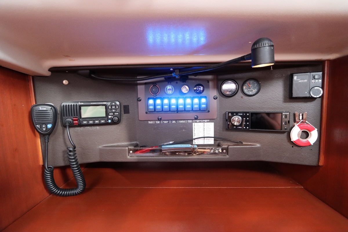 Dehler 34 Optima 106 (1987) – vleugelkiel en 15m doorvaart - Foto 8