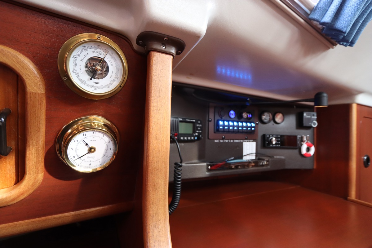 Dehler 34 Optima 106 (1987) – vleugelkiel en 15m doorvaart - Foto 9