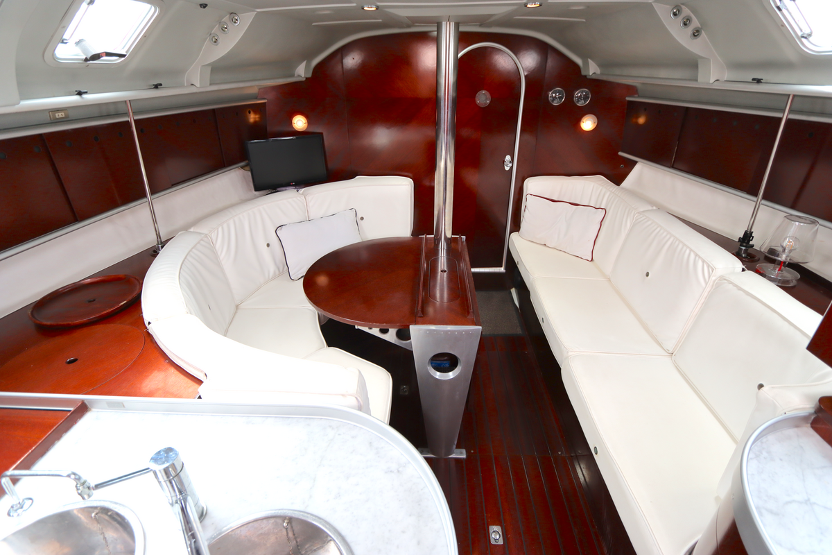 Beneteau First 41S5 1991 – Berret/Starck-ontwerp met vleugelkiel - Foto 12