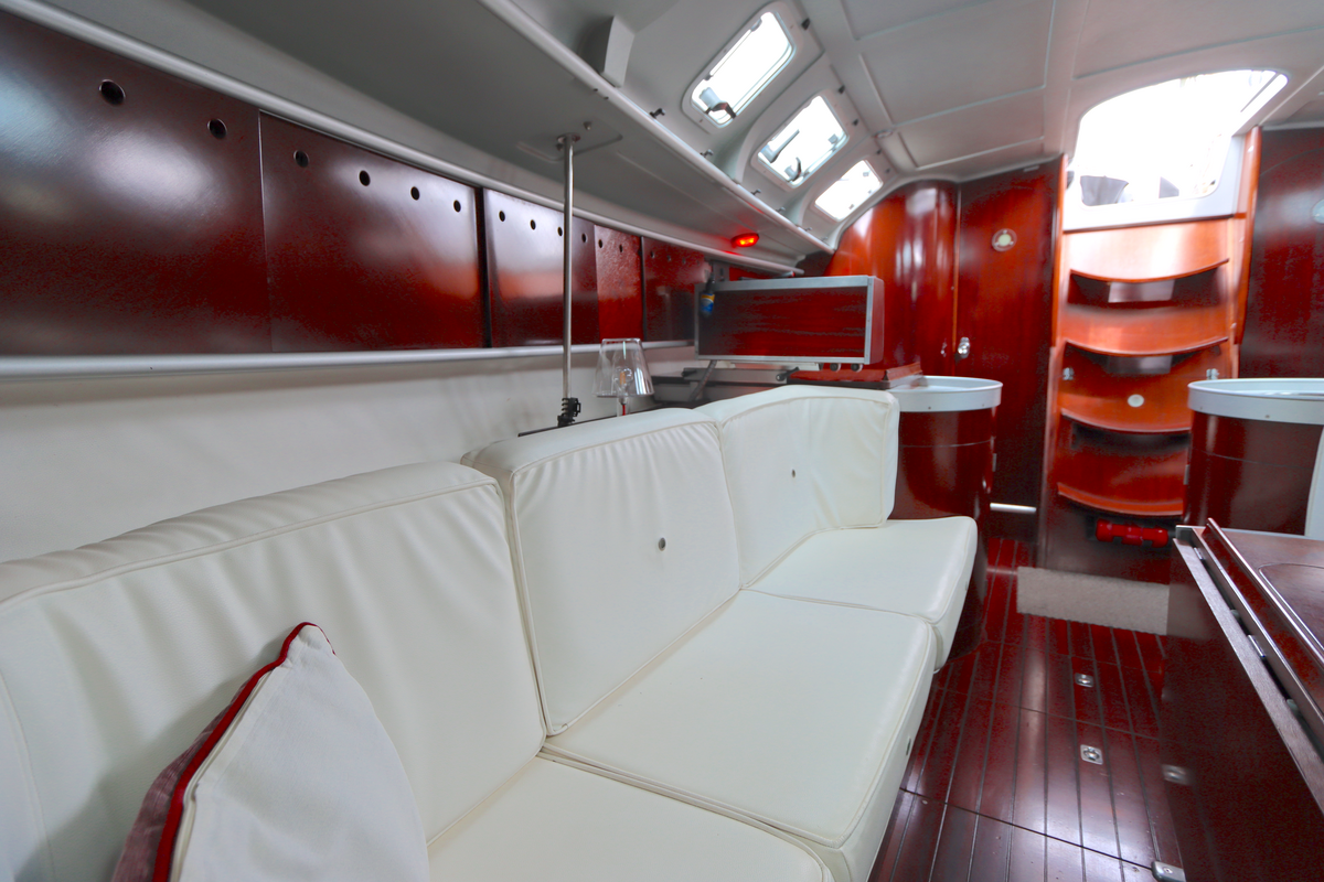 Beneteau First 41S5 1991 – Berret/Starck-ontwerp met vleugelkiel - Foto 16