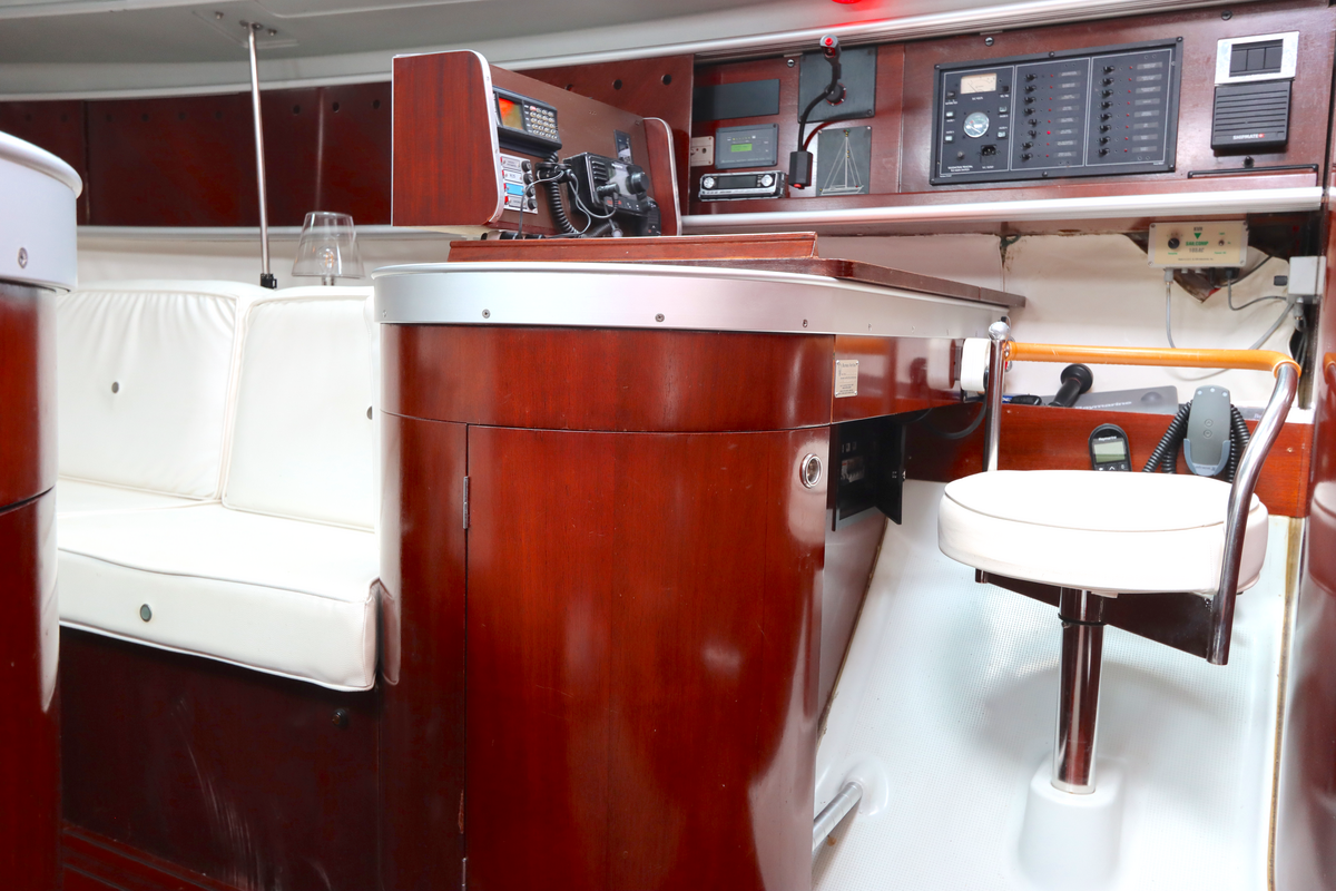Beneteau First 41S5 1991 – Berret/Starck-ontwerp met vleugelkiel - Foto 20