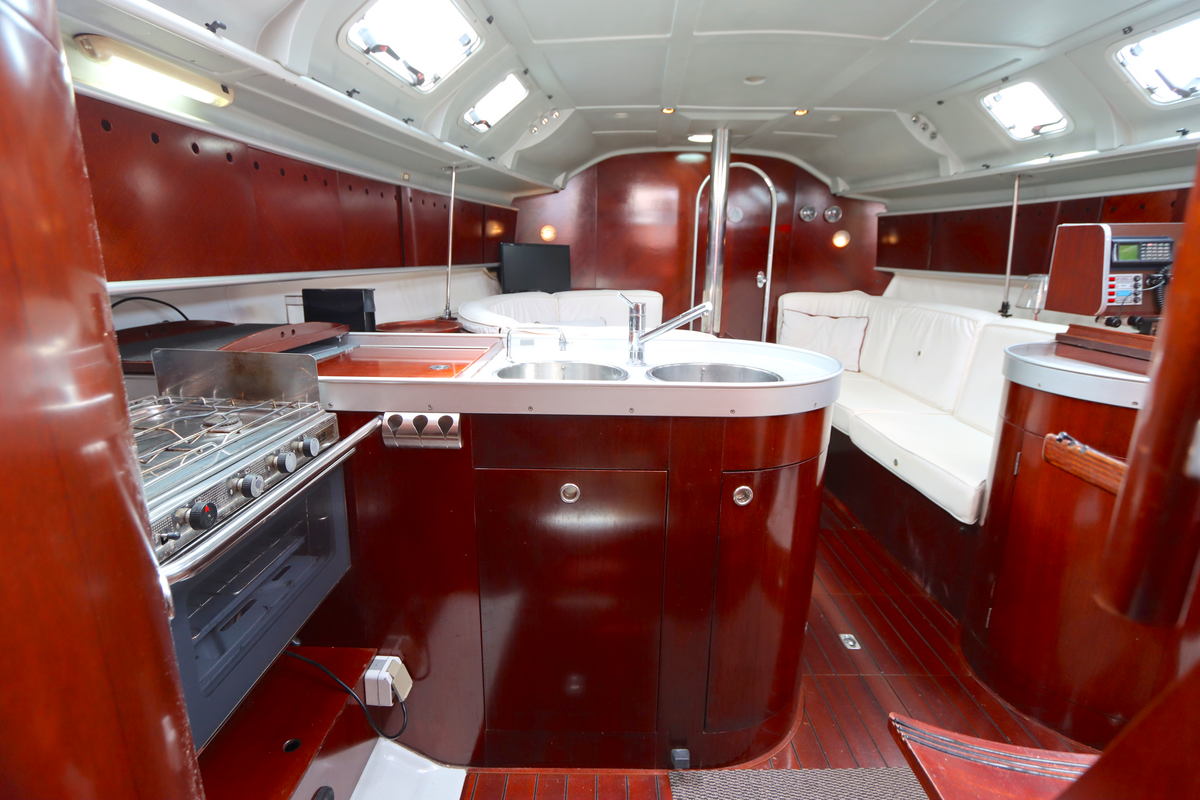 Beneteau First 41S5 1991 – Berret/Starck-ontwerp met vleugelkiel - Foto 10