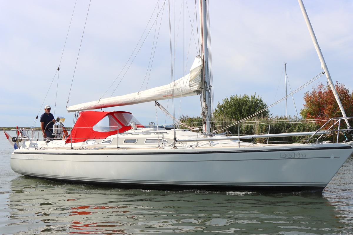Dehler 36 CWS 1990 – Racezeil-DNA met comfortabel interieur - Foto 1