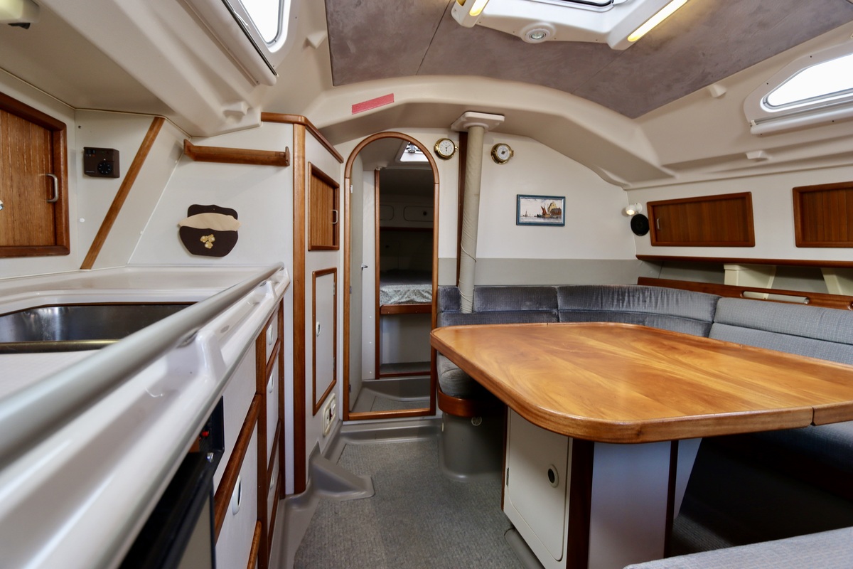 Dehler 36 CWS 1990 – Racezeil-DNA met comfortabel interieur - Foto 13