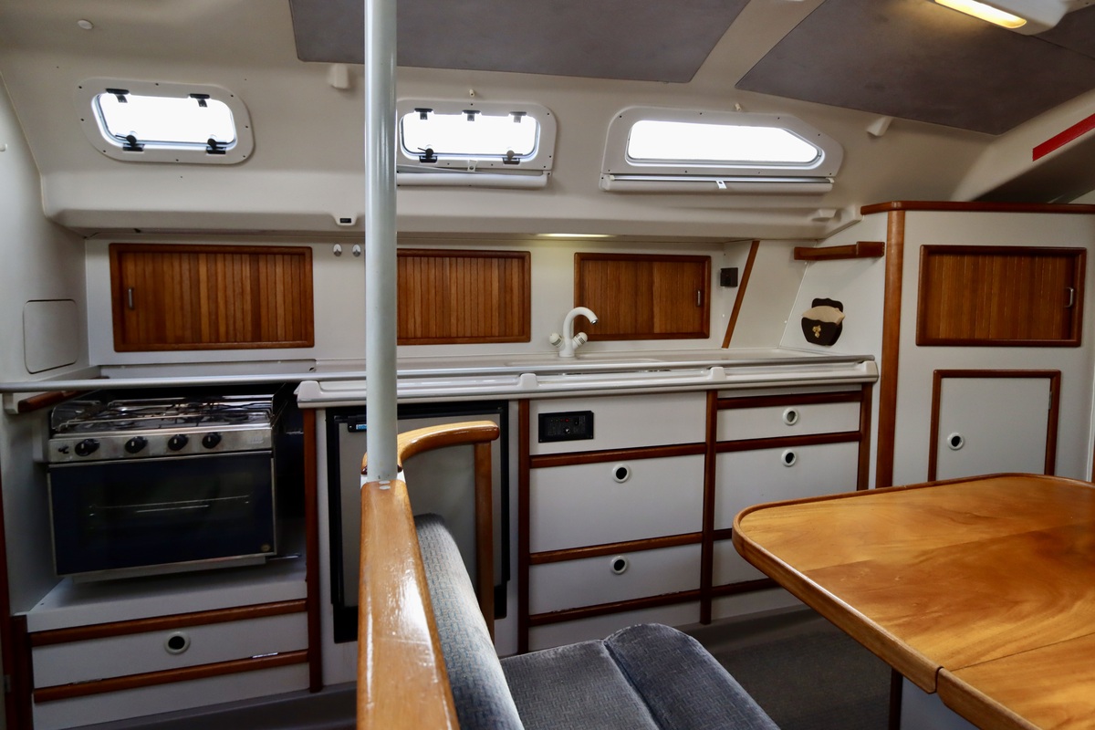 Dehler 36 CWS 1990 – Racezeil-DNA met comfortabel interieur - Foto 8