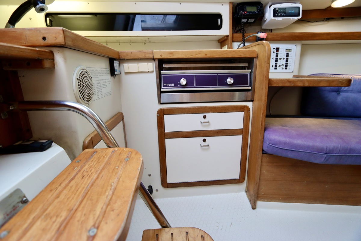Catalina 270 1994 – Vleugelkiel zeiljacht voor ondiep varen - Foto 14