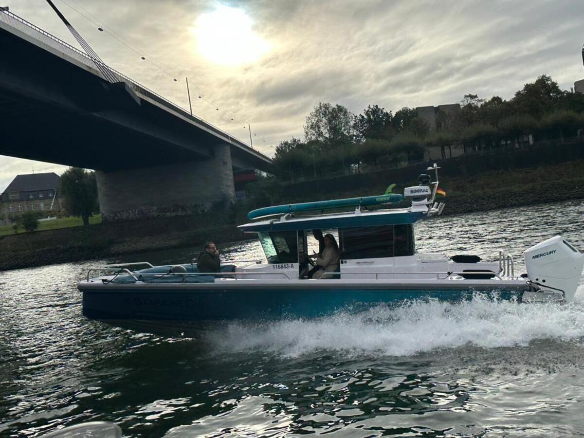 Axopar 28 Cabin 2022 – Finse daycruiser met Mercury V10 - Foto 18