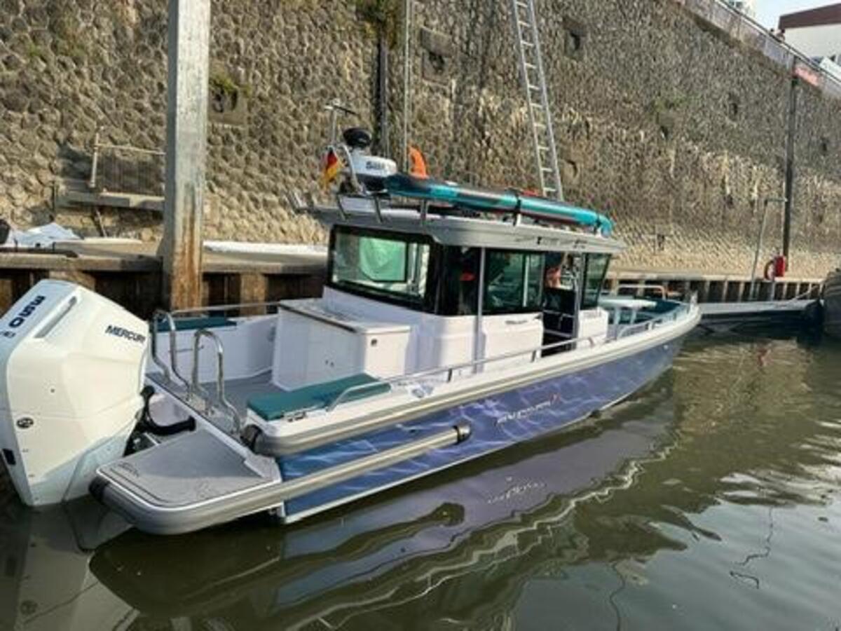 Axopar 28 Cabin 2022 – Finse daycruiser met Mercury V10 - Foto 4