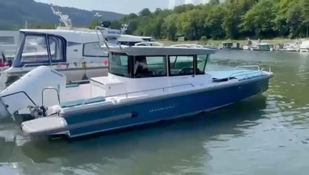 Axopar 28 Cabin 2022 – Finse daycruiser met Mercury V10 - Foto 5