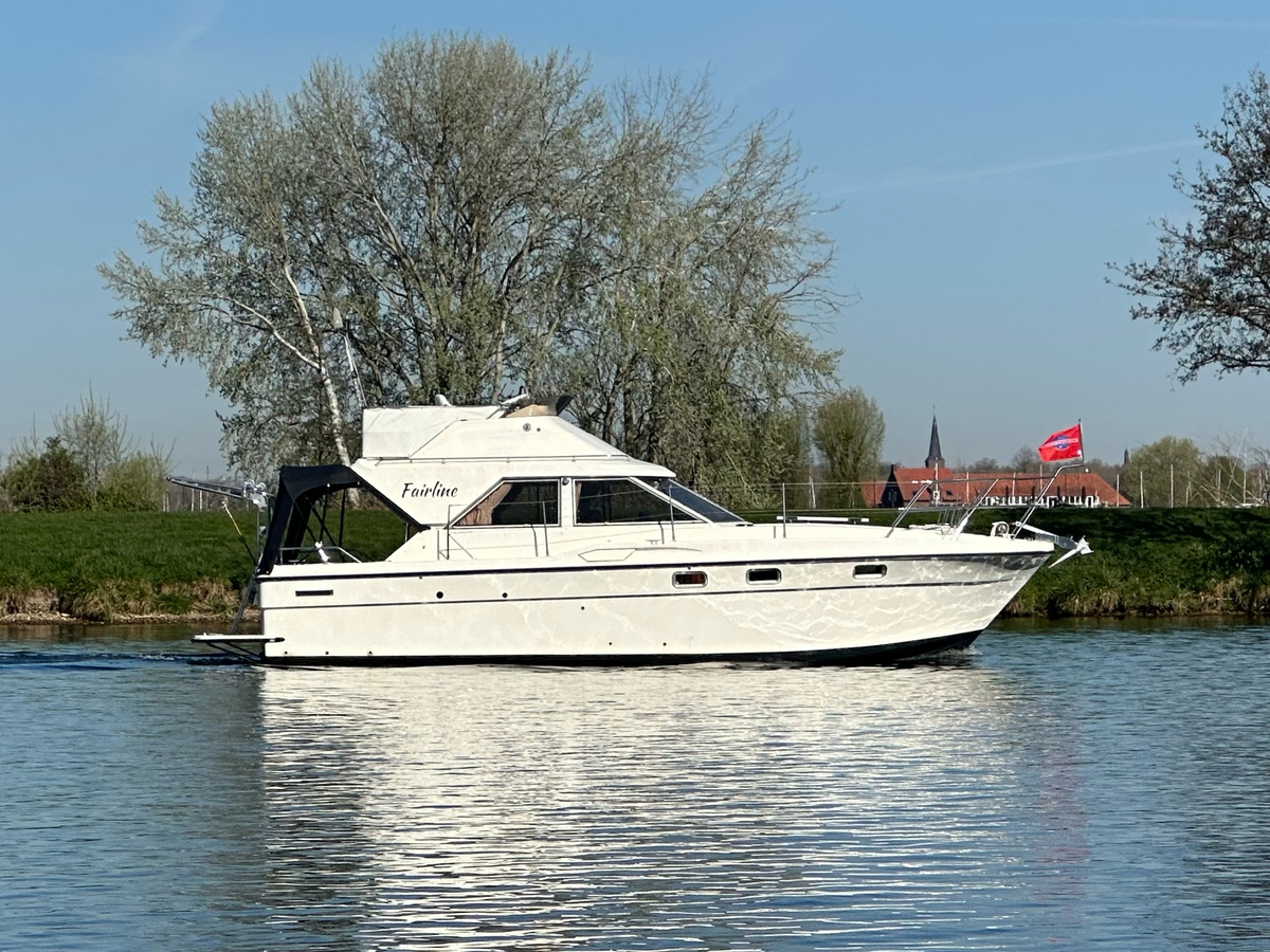 Fairline 31 Corniche 1990 – Royaal salonkruiser met inruil