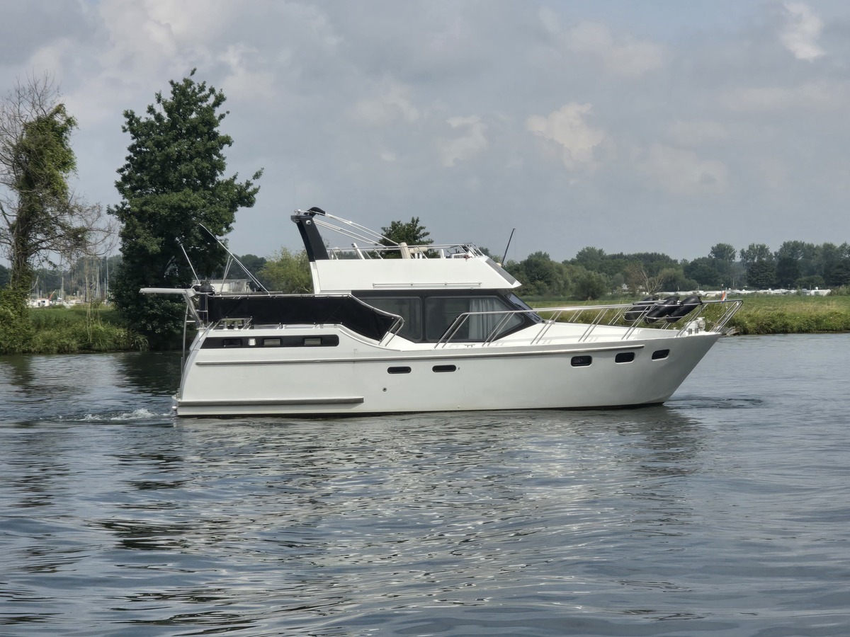 Aqualux 1150 1996 – stalen cruiser met nieuwe motor - Foto 1
