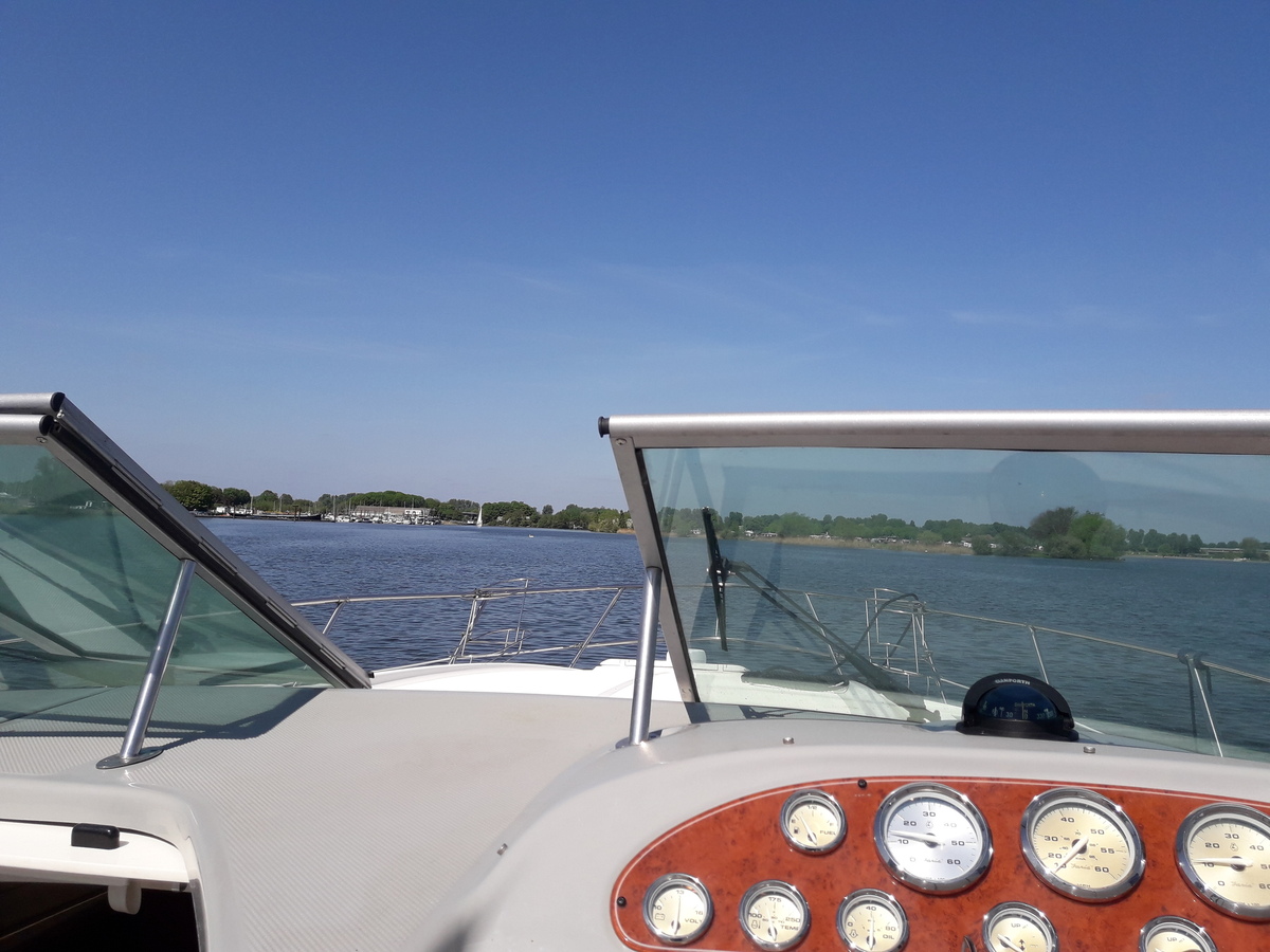 Bayliner 305 2007 – Ruim Cruisermotorjacht met Airco - Foto 11