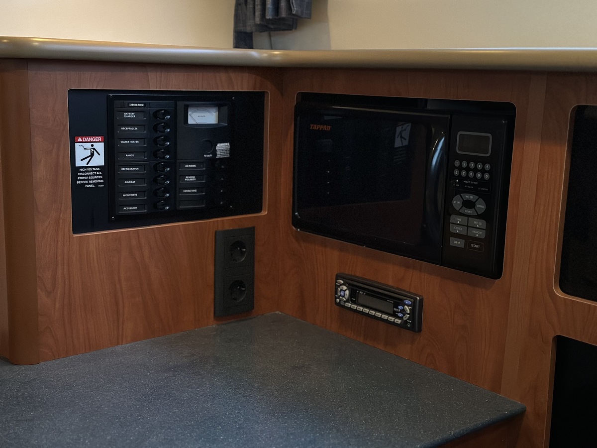 Bayliner 305 2007 – Ruim Cruisermotorjacht met Airco - Foto 22