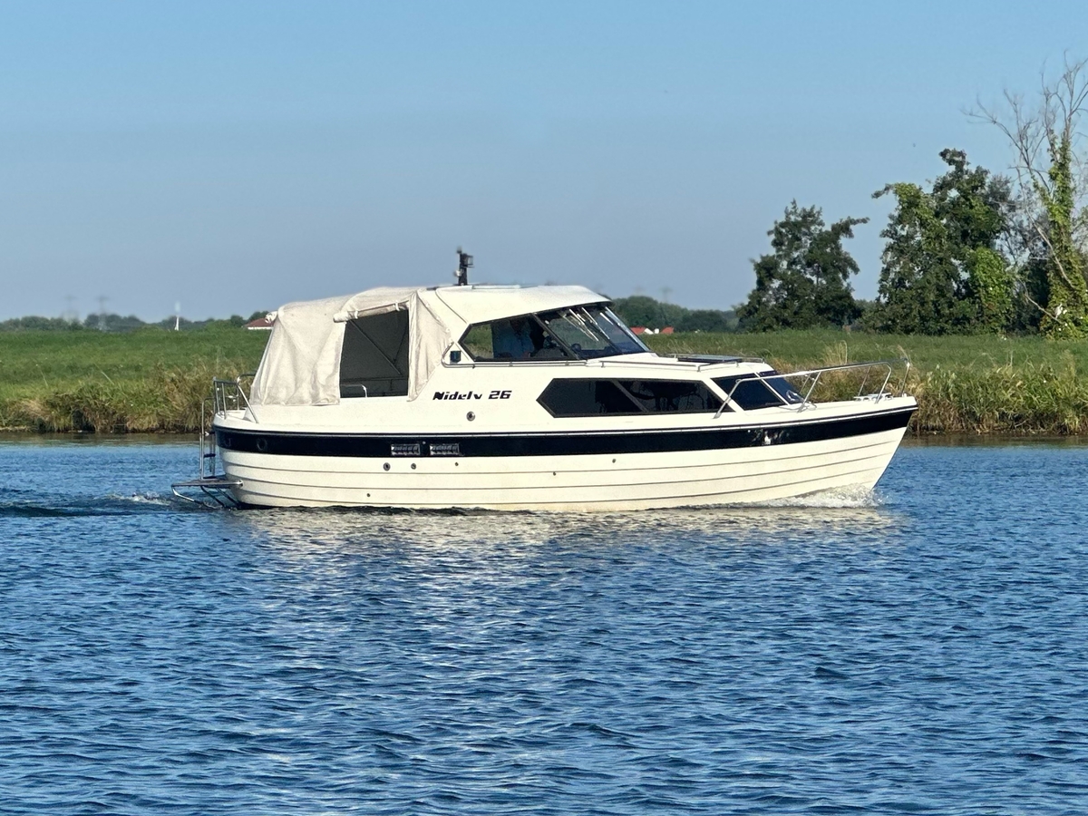 Nidelv 26 HT 1988 – Noorse hardtop met 2 hutten