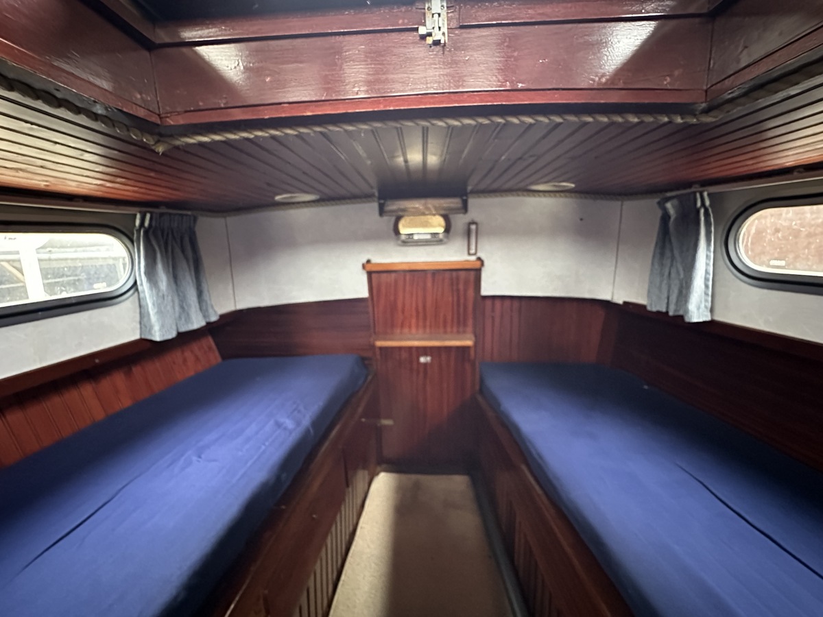 Van de werf vlet 1970 – stalen motorjacht met klassieke lijnen - Foto 20