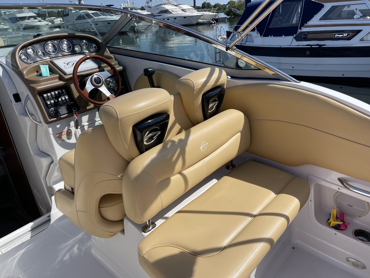 Crownline 280 CR 2010 – Sportieve daycruiser met hut - Foto 14