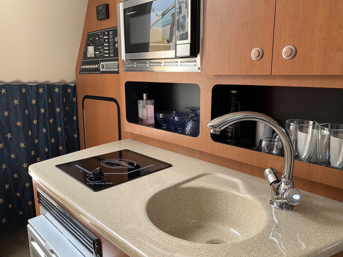 Crownline 280 CR 2010 – Sportieve daycruiser met hut - Foto 23