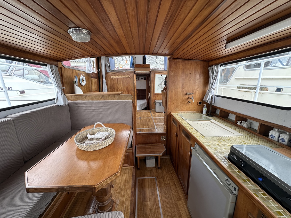 Cascaruda 920 1976 – stalen motorjacht met doorvaarthoogte 3,4m - Foto 14