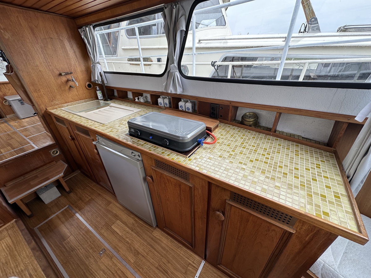 Cascaruda 920 1976 – stalen motorjacht met doorvaarthoogte 3,4m - Foto 15