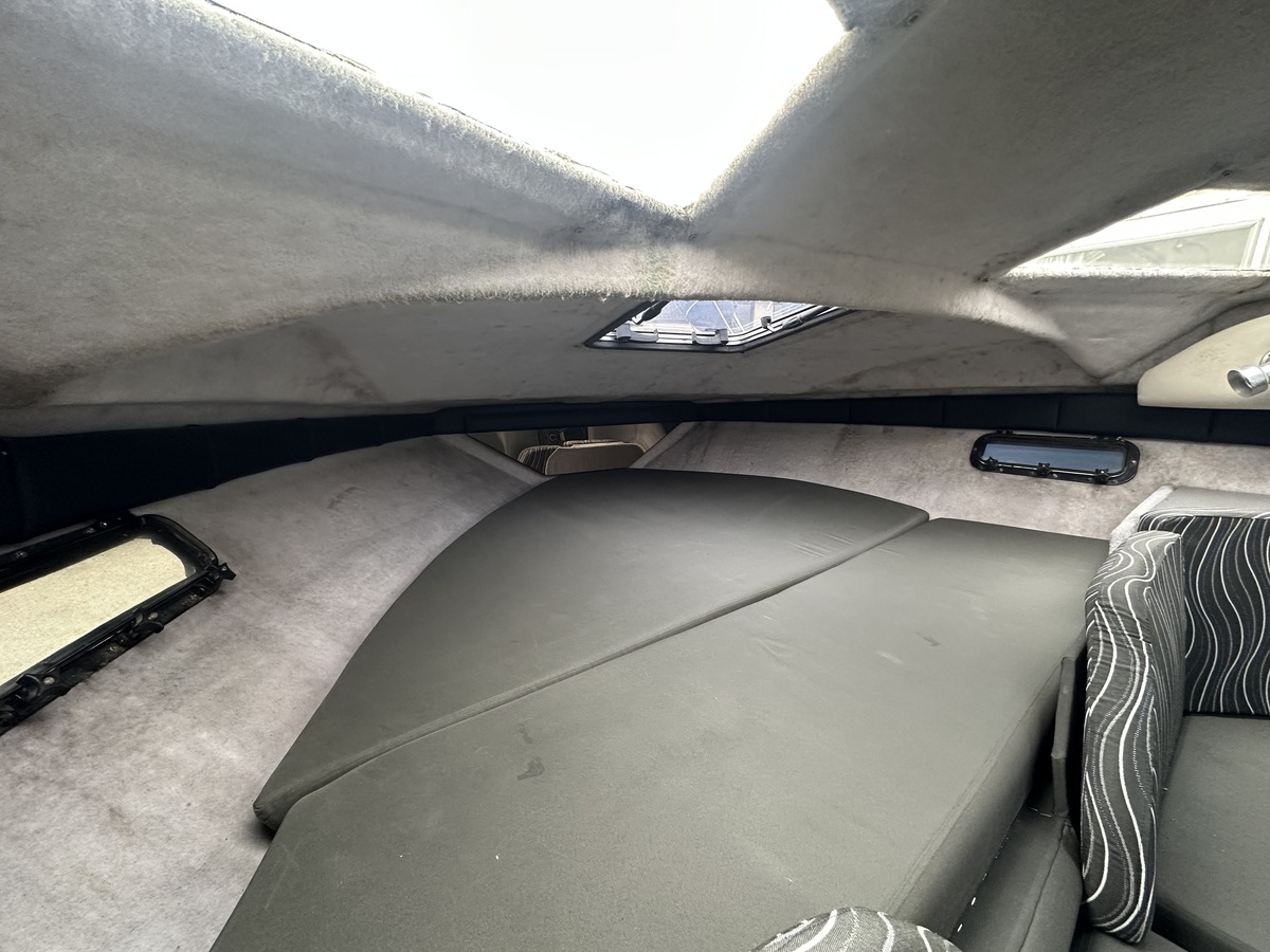 Bayliner 2855 1991 – ruime kajuitcruiser met inboordmotor - Foto 13