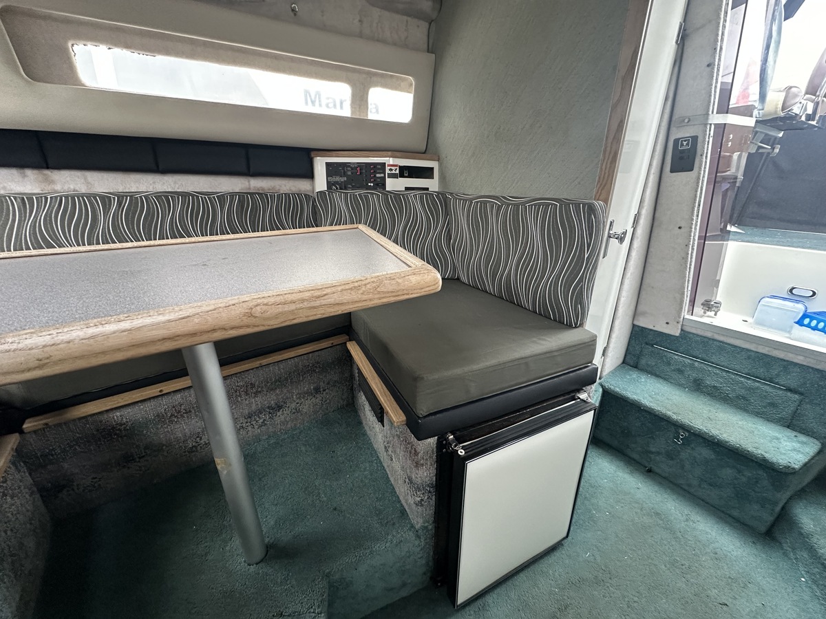 Bayliner 2855 1991 – ruime kajuitcruiser met inboordmotor - Foto 14