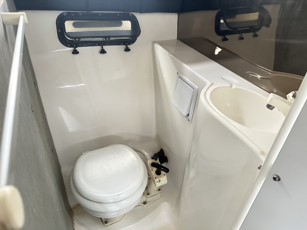 Bayliner 2855 1991 – ruime kajuitcruiser met inboordmotor - Foto 21