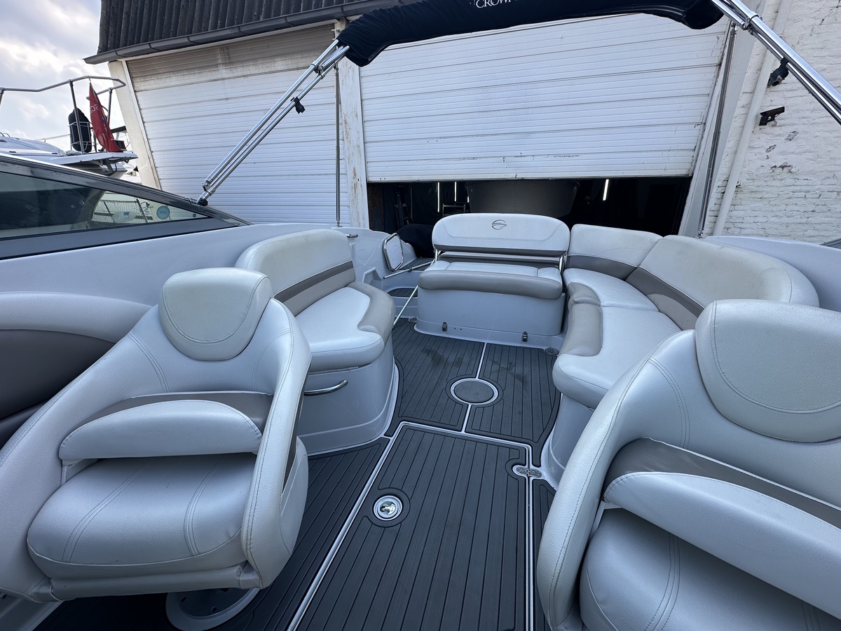 Crownline E6 2011 – 8m bowrider met 300pk Mercruiser - Foto 12