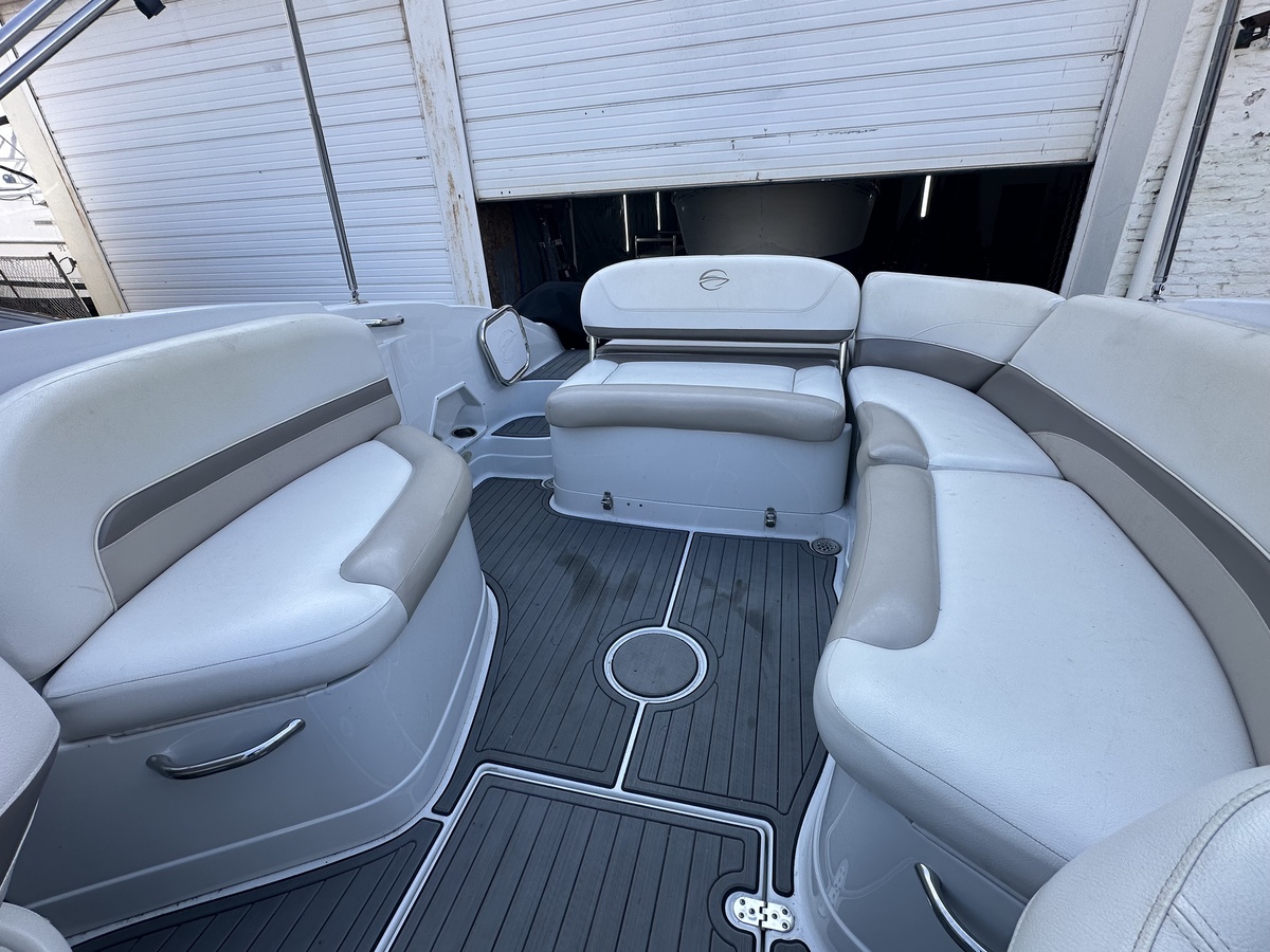 Crownline E6 2011 – 8m bowrider met 300pk Mercruiser - Foto 15