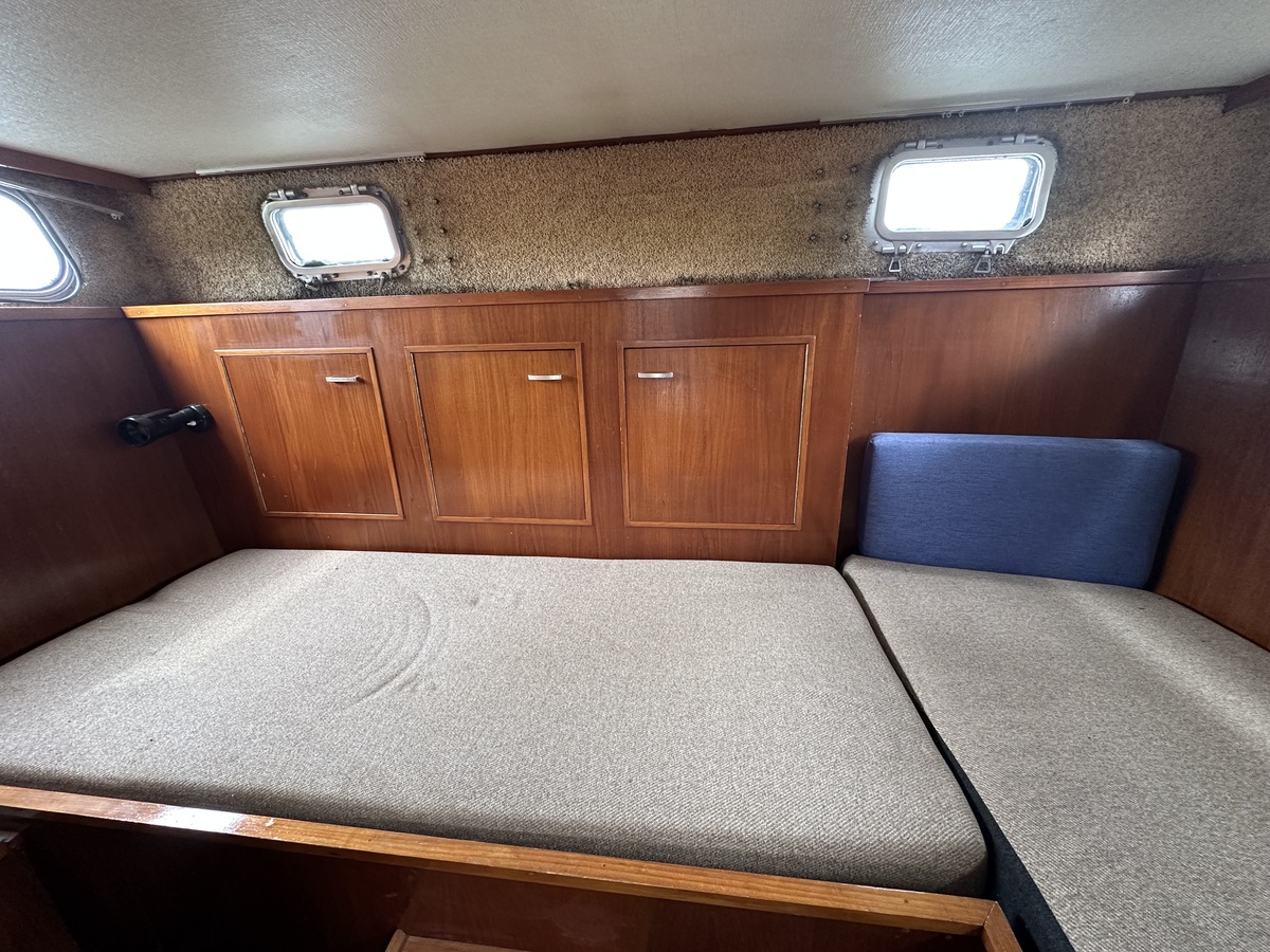 Neptunus 107 (1978) – ruim motorjacht voor binnenwateren - Foto 18