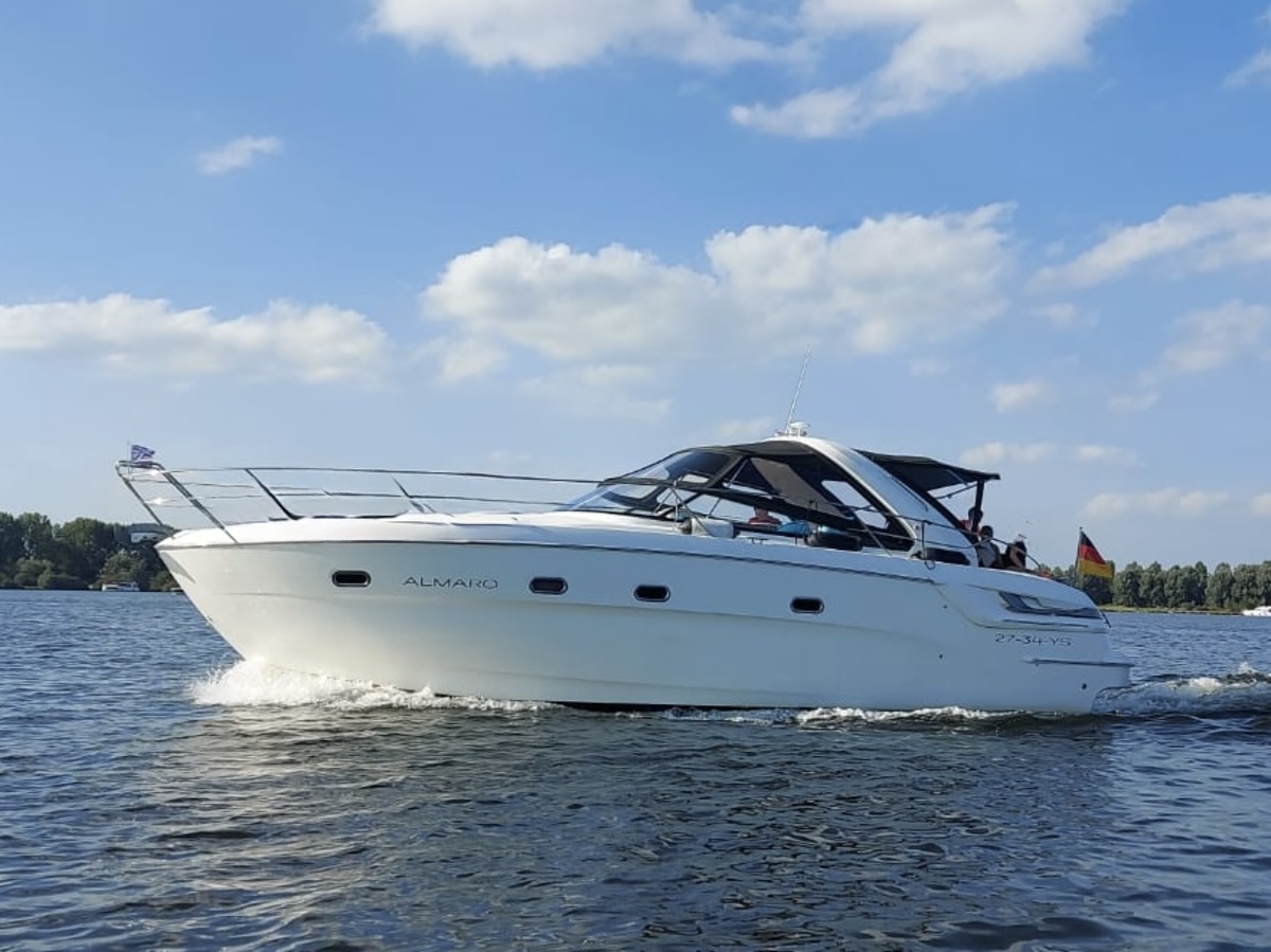 Bavaria 38 Sport 2010 – twin-Volvo sportcruiser - Foto 1