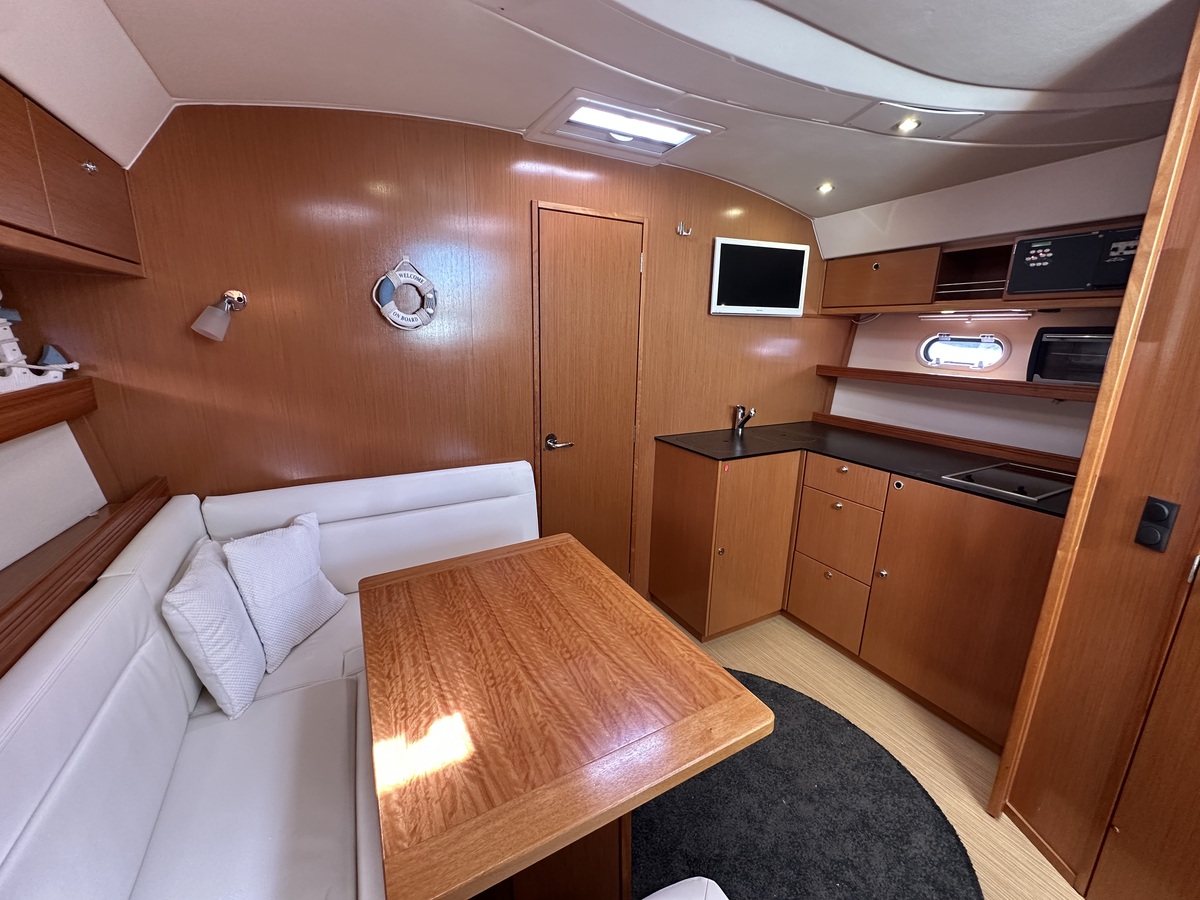 Bavaria 38 Sport 2010 – twin-Volvo sportcruiser - Foto 21