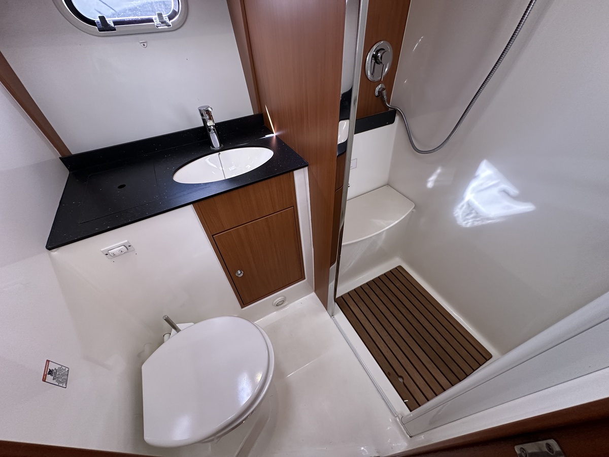 Bavaria 38 Sport 2010 – twin-Volvo sportcruiser - Foto 30
