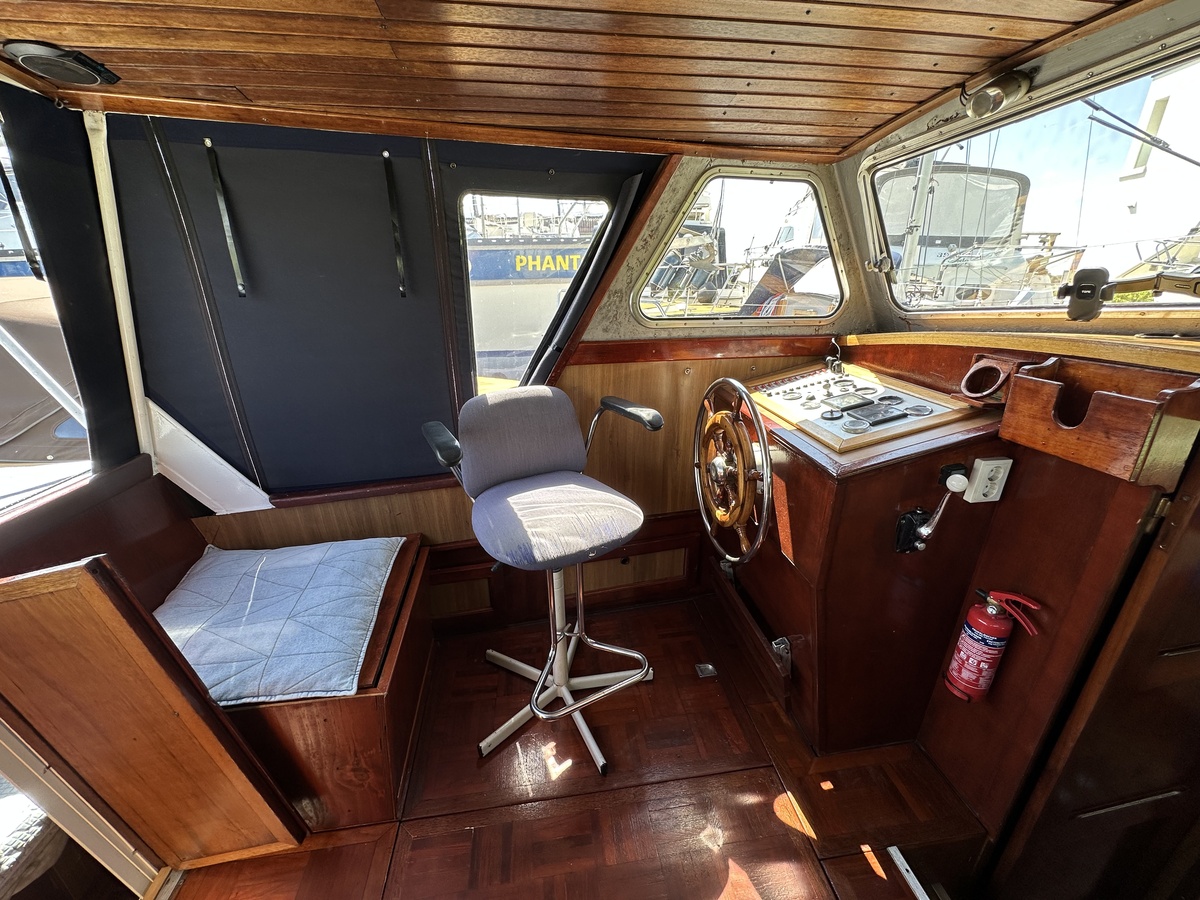 Ten Broeke 8.75 1978 – robuust stalen motorjacht - Foto 6