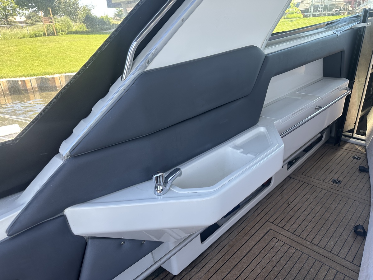 Sea Ray 500 1991 – 17m cruiser met generator - Foto 11