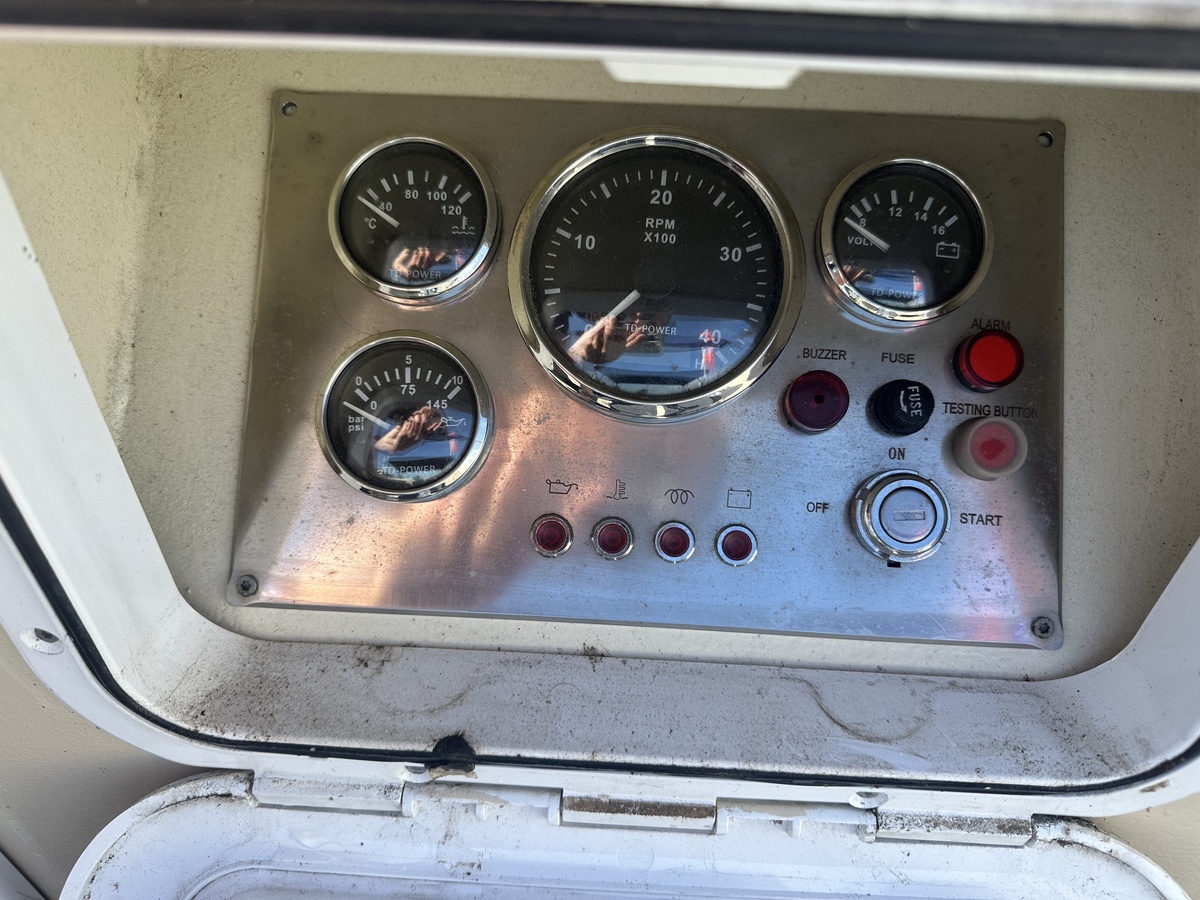 Oomen kruiser fly 1988 – stalen 11,4m met verse motor - Foto 8