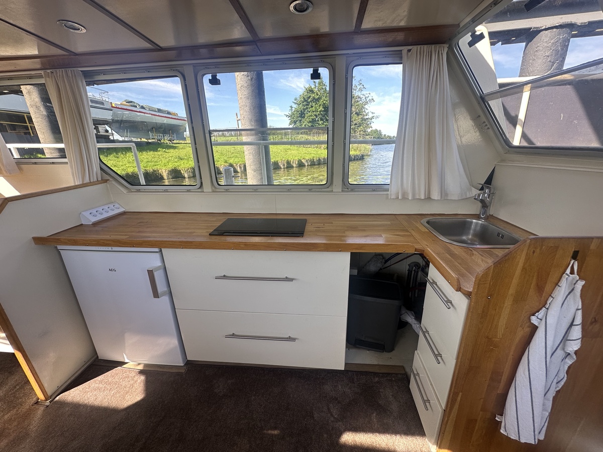Oomen kruiser fly 1988 – stalen 11,4m met verse motor - Foto 10