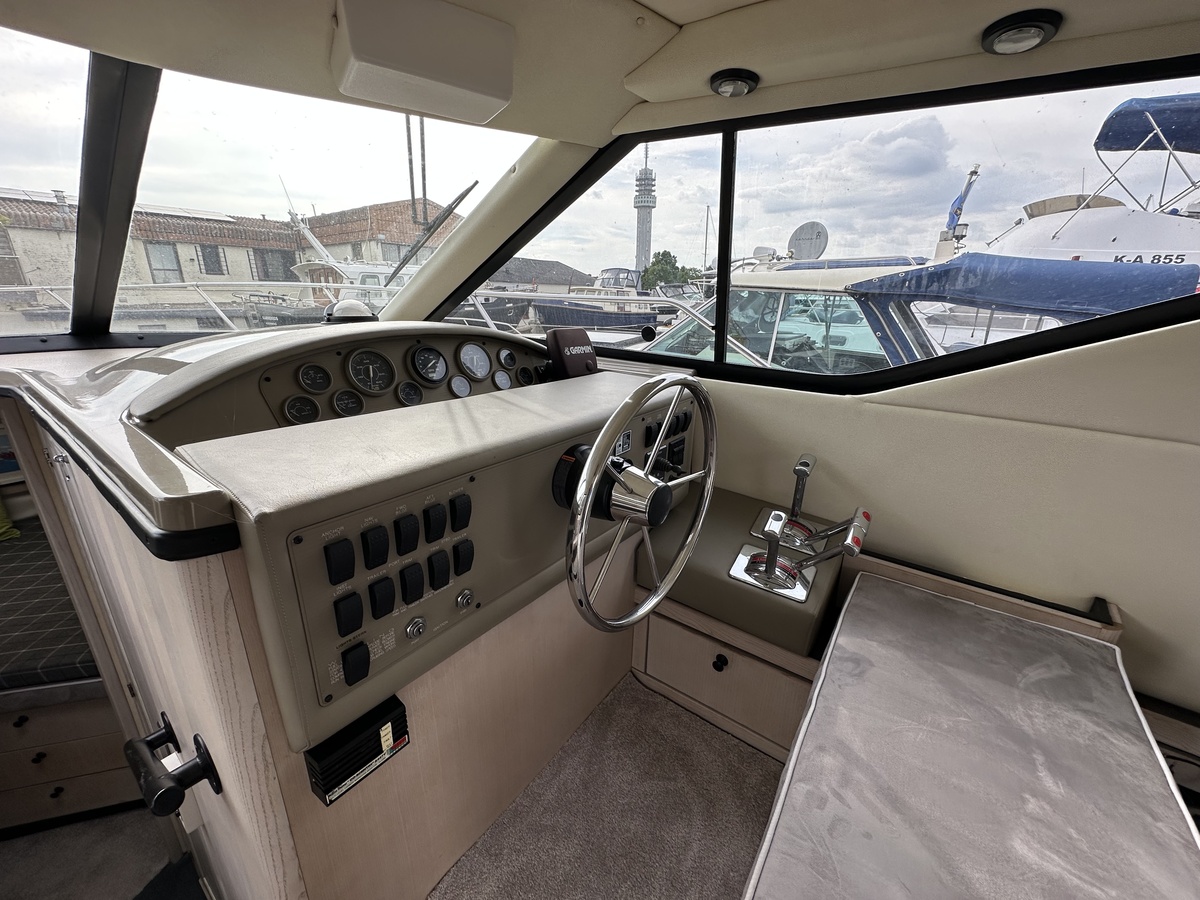 Bayliner 3258 1996 – ruim flybridge-motorjacht - Foto 9