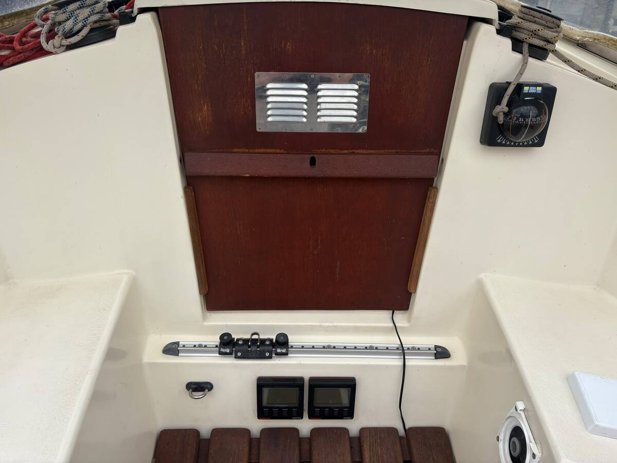 Compromis 777 1993 – Wendbaar weekendschip met vleugelkiel - Foto 5