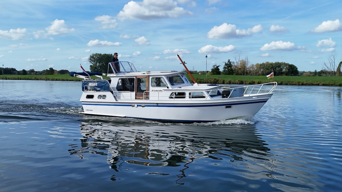 Amirante 970 motorjacht 1984 – stalen vleugelkiel
