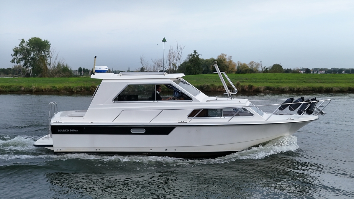 Marco 860 SA 1998 – compact motorjacht met vleugelkiel