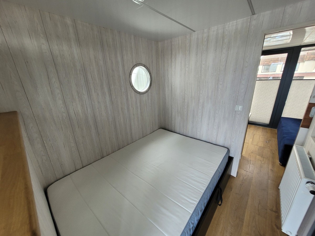 Campi 320 LR 2021 – Bijna nieuwe motorboot met ruime stahoogte - Foto 24